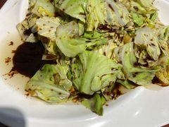 酱爆洋白菜-恩宏德餐馆(平山道店)