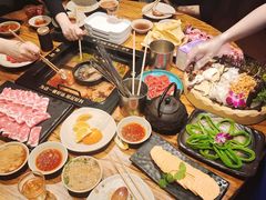 -老牌坊云南鱼豆花火锅(爱建店)