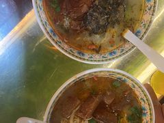 -金杨拉面王小吃面馆·牛三宝面·红烧牛肉粉