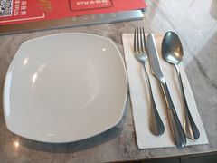 -必胜客(阿诗玛店)