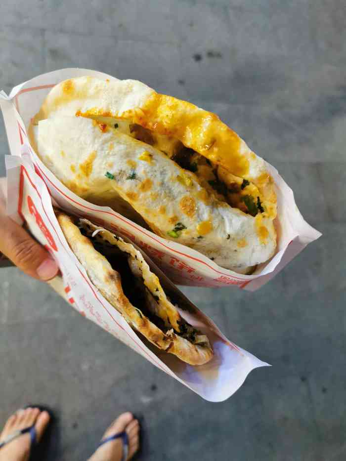 卢记烧饼(五龙小区店)-"吃到心心念念的香酥鸡烧饼还是表姐带去的,.