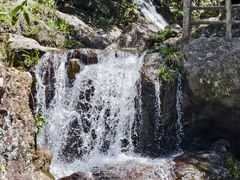 -百丈飞瀑