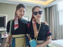 -西安大雁塔科技大学地铁站亚朵酒店