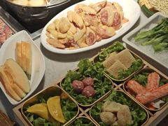 -尚尚仙·酸汤猪手·猪肚鸡火锅(华联万柳购物中心店)