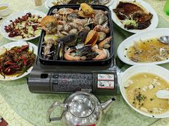 -鹏城人家海鲜酒家·23年老字号(较场尾店)