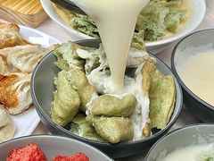 -李与白包子铺(桐梓林店)