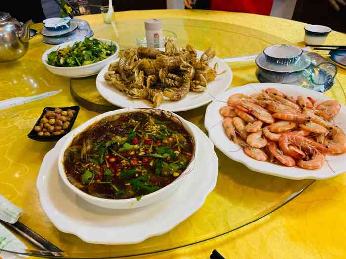 辉记汕尾大排档(瑶台店)-"那天加班到10点,路过三元里这家大排档,.