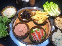 -锅来乐地锅鸡(安亭店)