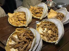 -卡皮巴拉炸卤店