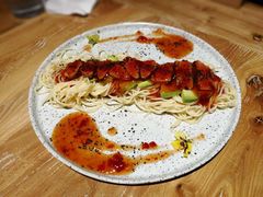 金枪鱼牛油果凉面-麦甜创意轻食餐厅(西康路店)