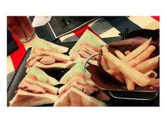 牛肉培根汉堡-遇见西木美式餐厅(体育路店)