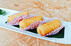 Thai Golden Needle Durian Pastry