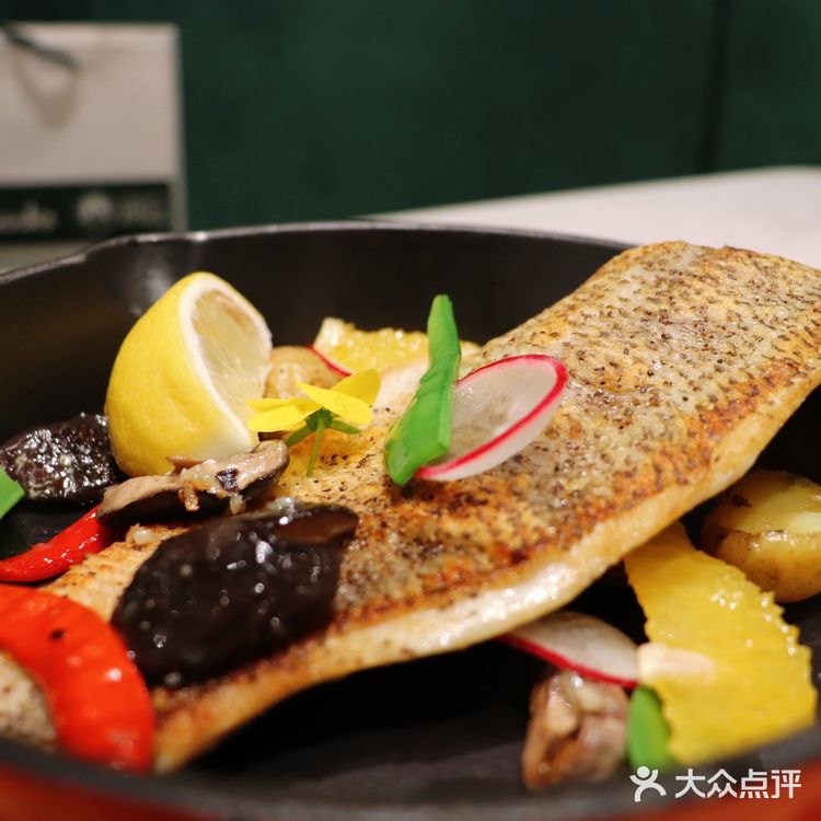 探店天津排名第三的西餐厅[调皮]