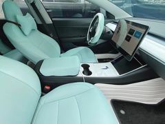 -TESLA 特斯拉(上海太古汇体验店)