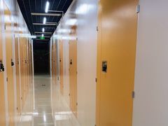 -安东易迷你自助仓储寄存仓库(草桥店)