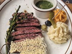 -Mark&Mars Restaurant