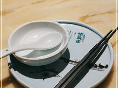 -佬麻雀·新湘菜(东方宝泰店)