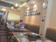 -胡须佬鸡煲四季火锅店(石厦西村直营店)