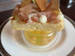 -广州富力君悦大酒店·关系酒廊
