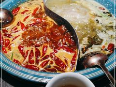 -吼堂老火锅(武汉 天地壹方南馆店)