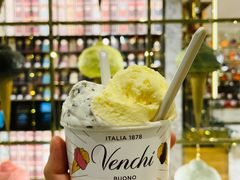 -VENCHI 闻绮(北京国贸商城店)