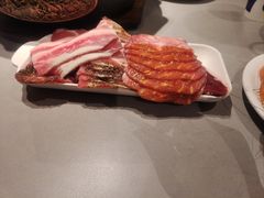 -山焱·炭火自助烤肉(周浦万达店)