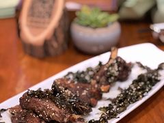 青城绿茶熏肋排-青城山六善酒店·紫氣園中餐厅