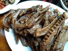 -老鼎万春卤菜(鹭湖宫8区店)