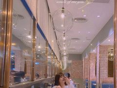 大堂-香港茶餐厅文化体验馆(茶山镇店)