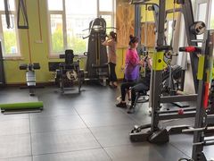 -英特健身俱乐部