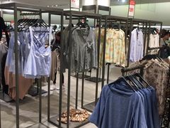 -ZARA(凯德乐峰广场店)