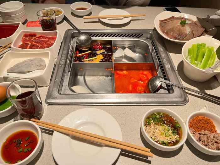 海底捞火锅(伟东乐客城店)-"元宵节跟朋友一起去的在乐客城的这家