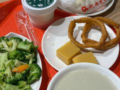 -护国寺小吃店(红莲南路店)