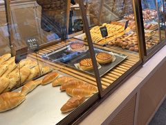 -Dough&Joe团憩(瑞虹天地月亮湾店)