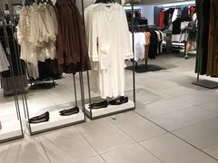 -ZARA(红谷滩万达店)