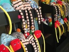 -莓园冰淇淋店