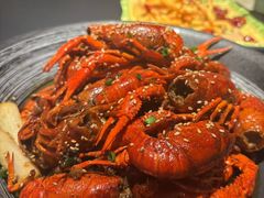 -肥肥虾庄·金牌油焖大虾(杨园滨江时代walk店)