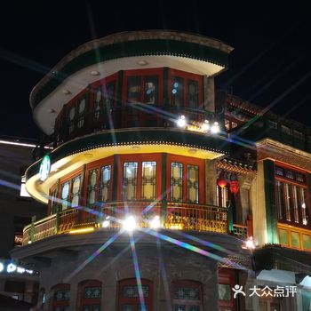 主要还是游玩遛娃拍照的