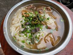 牛味粉-炳记牛味粉店(四坊路店)