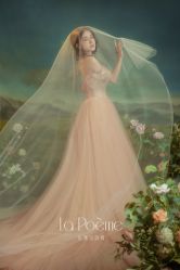 -乐派诗婚纱摄影