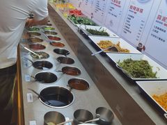 自助调料区-海底捞火锅(九久奥特莱斯店)