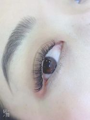 -花系美·美甲美睫精品店