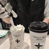 随着中骏世界城开业茉莉奶白也营业啦。这家店在2号门附近