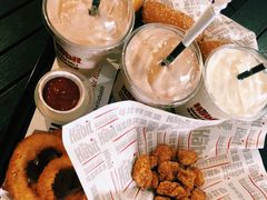 -The Habit Burger Grill 哈比特汉堡(爱琴海店)