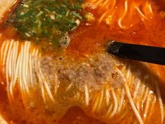 四川担担面-翡翠拉面小笼包(岭南新天地店)