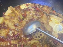 -曹丞相·地锅鸡·地锅鱼(武林店)