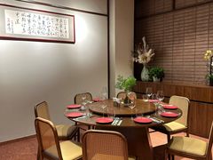 包房-肆海小川菜酒馆Wine Bistro (青年路店)