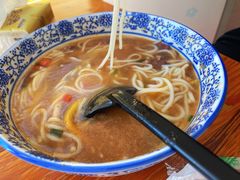 -邱芳粉店(迎宾大道旗舰店)