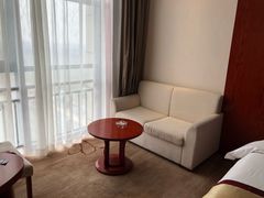 -兴芮温泉度假区