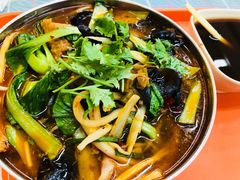 -红鼻子桂林米粉(金唐新光界店)